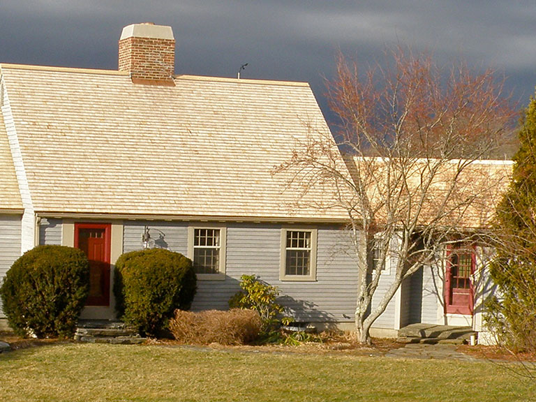 Dow S Eastern White Shingles Shakes Cedar Shakes Shingles Hand Split Cedar Shakes Approved Fsc Harvested Timber White Cedar Located In Corinth Maine